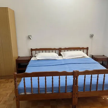 Gabrijela Biograd Na Moru